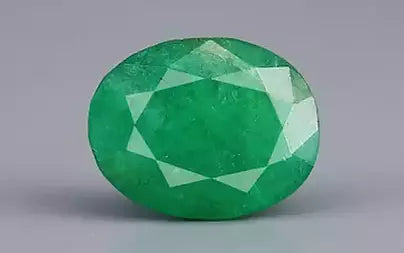 Emerald (Panna) - 6.66 Carats