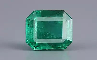 Emerald (Panna) - 3.17 Carats
