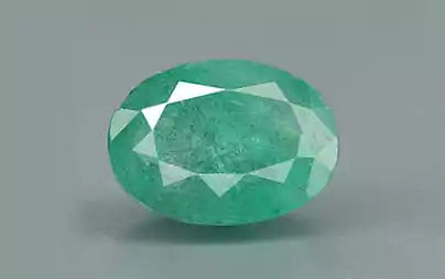 Emerald (Panna) - 2.61 Carats