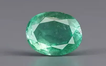 Emerald (Panna) - 2.43 Carats