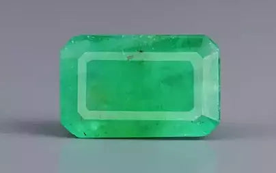 Emerald - 4.10 Carats (Panna - 4.47 Ratti)