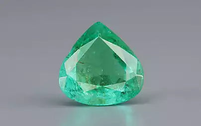 Emerald - 3.07 Carats (Panna - 3.35 Ratti)