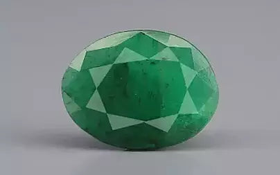 Emerald (Panna) - 3.53 Carats