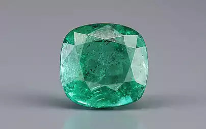 Emerald (Panna) - 4.23 Carats