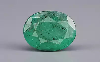 Emerald (Panna) - 3.97 Carats