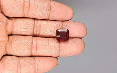 Hessonite (Gomed) - 11.57 Carats
