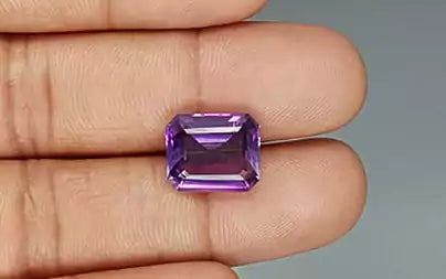 Amethyst - 6.75 Carats (Jamunia - 7.36 Ratti)