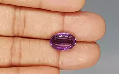 Amethyst - 5.48 Carats (Jamunia - 5.97 Ratti)