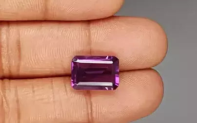Amethyst - 6.75 Carats (Jamunia - 7.36 Ratti)
