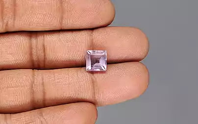 Amethyst - 2.75 Carats (Jamunia - 3.00 Ratti)