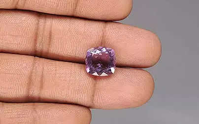 Amethyst - 5.3 Carats (Jamunia - 5.78 Ratti)