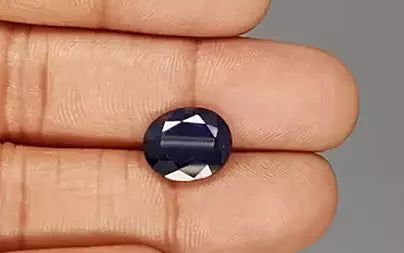 Blue Sapphire (Neelam) - 5.71 Carats