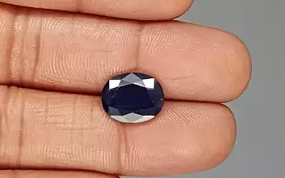 Blue Sapphire (Neelam) - 4.93 Carats