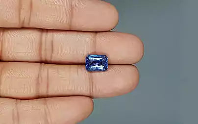 4.59 Carats Octagon Blue Sapphire