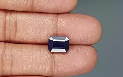 Blue Sapphire (Neelam) - 5.58 Carats