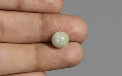 Cats Eye (Lehsunia) - 4.57 Carats