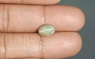 Cat's Eye - 3.55 Carats (Lahsuniya - 3.87 Ratti)