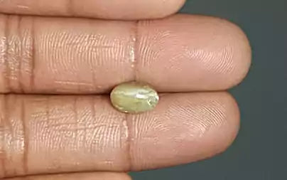 Cat's Eye - 2.71 Carats (Lahsuniya - 2.95 Ratti)