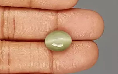 Cat's Eye - 6.16 Carats (Lahsuniya - 6.71 Ratti)