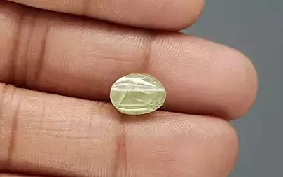 Cats Eye (Lehsunia) - 5.55 Carats