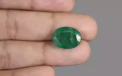 Emerald (Panna) - 6.66 Carats