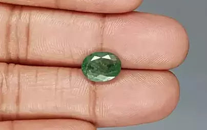 Emerald (Panna) - 2.68 Carats