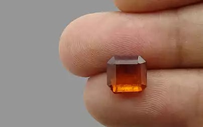 Hessonite - 3.80 Carats (Gomed - 4.14 Ratti)