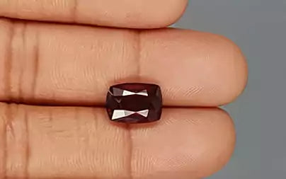 Hessonite (Gomed) - 5.37 Carats