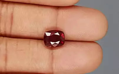 Hessonite (Gomed) - 4.02 Carats