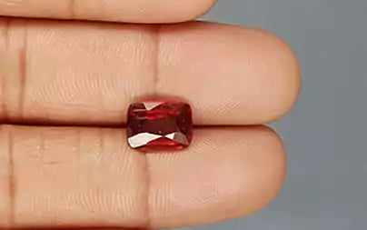 Hessonite (Gomed) - 3.39 Carats