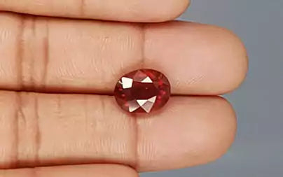 Hessonite (Gomed) - 6.00 Carats