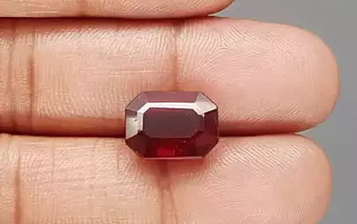 Hessonite (Gomed) - 8.25 Carats