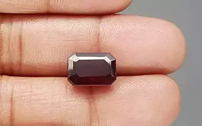Hessonite - 8.71 Carats (Gomed - 9.49 Ratti)