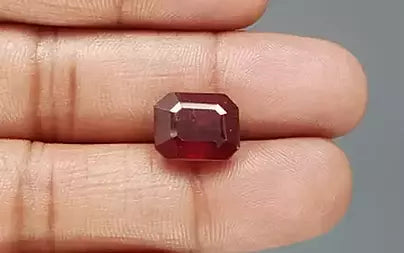 Hessonite (Gomed) - 8.18 Carats