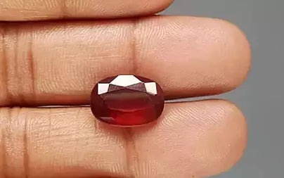 Hessonite (Gomed) - 8.23 Carats