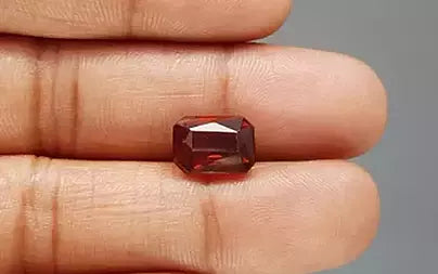 Hessonite (Gomed) - 5.47 Carats