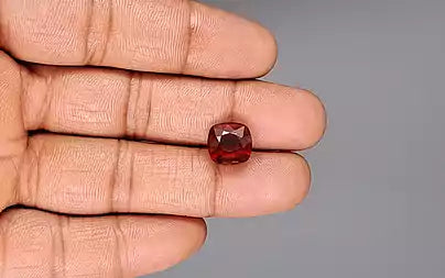 Hessonite - 7.46 Carats (Gomed - 8.13 Ratti)
