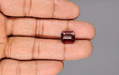 Hessonite (Gomed) - 6.35 Carats