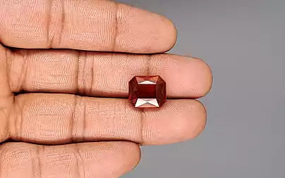Hessonite (Gomed) - 11.35 Carats