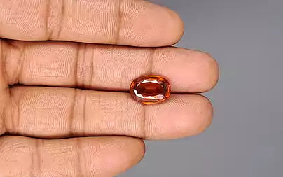 Hessonite - 6.55 Carats (Gomed - 7.14 Ratti)