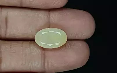 Fire Opal - 4.48 Carats (Dudhiya Pathar - 4.88 Ratti)