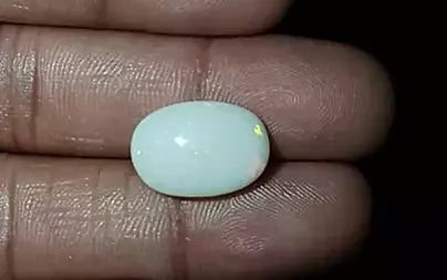Opal - 7.56 Carats (Dudhiya Pathar - 8.24 Ratti)