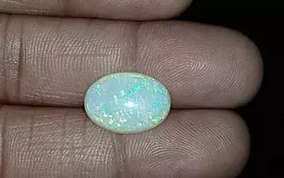 Opal - 4.69 Carats (Dudhiya Pathar - 5.11 Ratti)