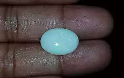Opal - 2.95 Carats (Dudhiya Pathar - 3.22 Ratti)