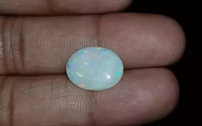 Opal - 4.66 Carats (Dudhiya Pathar - 5.08 Ratti)