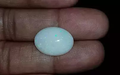 Opal - 8.08 Carats (Dudhiya Pathar - 8.81 Ratti)