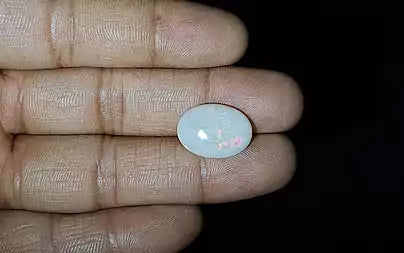 Opal - 7.40 Carats (Dudhiya Pathar - 8.07 Ratti)