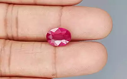 Ruby (Manik) - 4.57 Carats