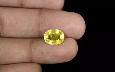 Yellow Sapphire (Pukhraj) - 4.08 Carats