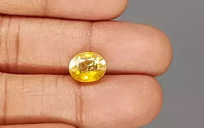 Yellow Sapphire - 4.27 Carats (Pukhraj - 4.65 Ratti)